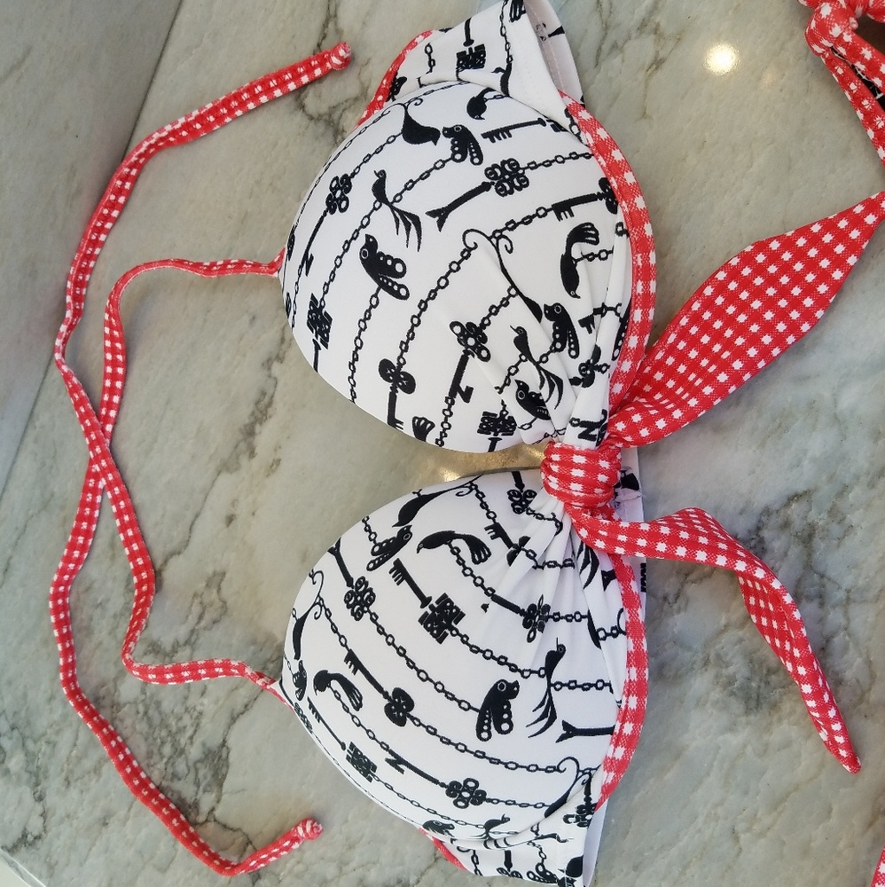 Brazilian Bathing Suit/ Bikini 🌺☀️🌴 - Picture 4 of 8